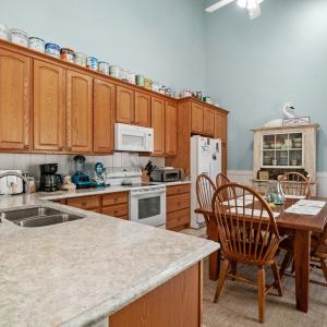 Photo #11 of 4515 DEEP HOLE RD, CHINCOTEAGUE, VA 1.0 acres