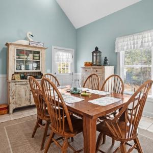 Photo #12 of 4515 DEEP HOLE RD, CHINCOTEAGUE, VA 1.0 acres