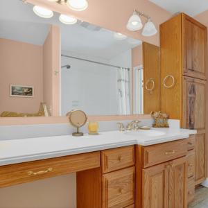 First Floor Primary Bathroom