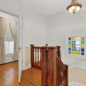 2nd Floor Landing