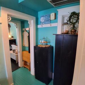 Photo #24 of 17248 MAIN ST, PAINTER, VA 0.8 acres