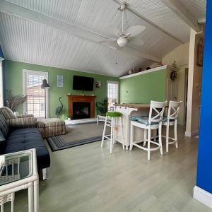 Photo #7 of 5113 JOHNSON LN, CHINCOTEAGUE, VA 0.1 acres