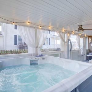 Photo #8 of 3874 MAIN ST, CHINCOTEAGUE, VA 0.1 acres