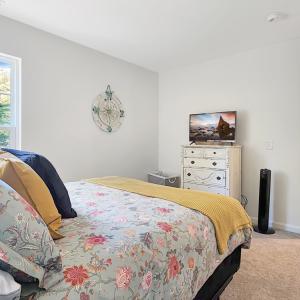 Photo #23 of 38100 CASTAWAY DR, GREENBACKVILLE, VA 9,750.0 acres