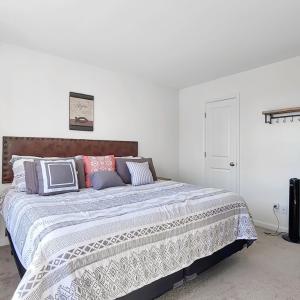 Photo #26 of 38100 CASTAWAY DR, GREENBACKVILLE, VA 9,750.0 acres