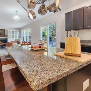 Photo #5 of 38100 CASTAWAY DR, GREENBACKVILLE, VA 9,750.0 acres