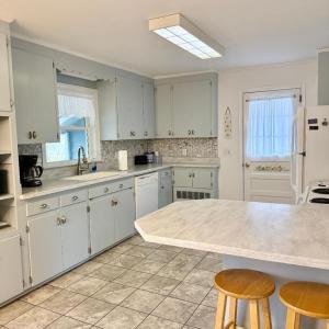 Photo #4 of 5572 MAIN ST, CHINCOTEAGUE, VA 0.2 acres