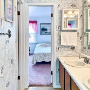 Photo #41 of 7181 BUNTING RD, CHINCOTEAGUE, VA 0.1 acres