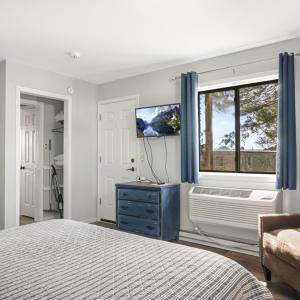 Photo #13 of 6570-111 COACH'S LANE, CHINCOTEAGUE, VA