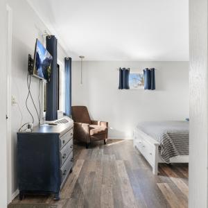 Photo #14 of 6570-111 COACH'S LANE, CHINCOTEAGUE, VA