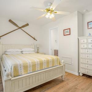 Photo #16 of 3488-90 WILLOW ST, CHINCOTEAGUE, VA 0.3 acres