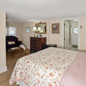 Photo #45 of 6228 CHURCH ST, CHINCOTEAGUE, VA 0.2 acres