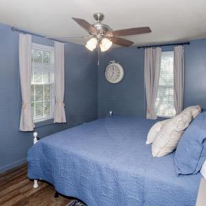 Photo #52 of 6228 CHURCH ST, CHINCOTEAGUE, VA 0.2 acres