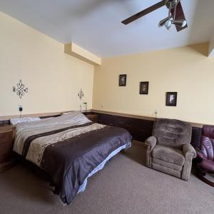 Back House Bedroom #2