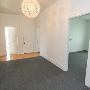 2nd Floor Apt- Entrance