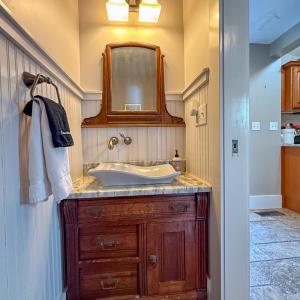 307 Half Bath
