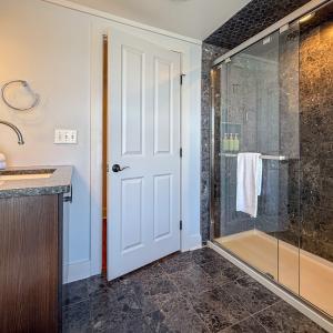 Bathroom 4