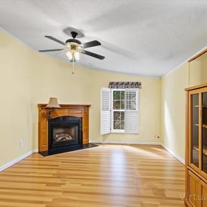 Family Room (VIRTUAL REMOVAL)