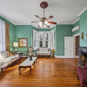 Photo #6 of 102 MARKET ST, ONANCOCK, VA 1.2 acres