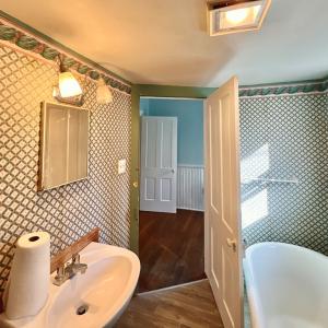 Photo #58 of 7384 LANKFORD HWY, OAK HALL, VA 1.3 acres