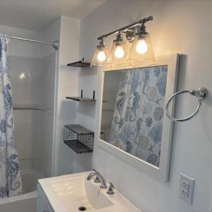 upstairs bathroom