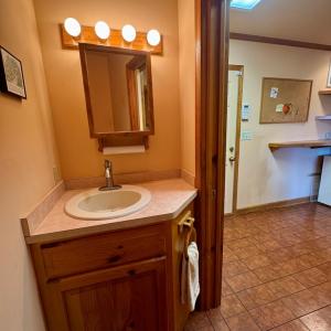 1/2 bath off of kitchen