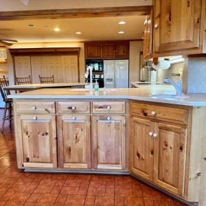 Wet bar