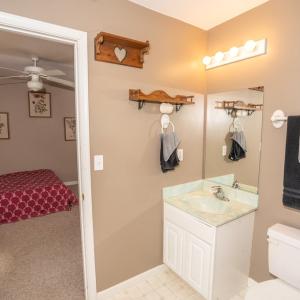 Full bath - between Bed 2 & Bed 3