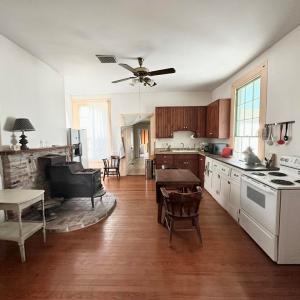 Photo #9 of 29691 BURTONS SHORE RD, LOCUSTVILLE, VA 0.9 acres