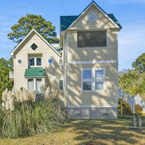 Photo #2 of 4475 DEEP HOLE RD, CHINCOTEAGUE, VA 0.2 acres