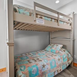 Photo #20 of 4475 DEEP HOLE RD, CHINCOTEAGUE, VA 0.2 acres