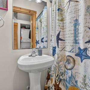 Photo #28 of 4475 DEEP HOLE RD, CHINCOTEAGUE, VA 0.2 acres