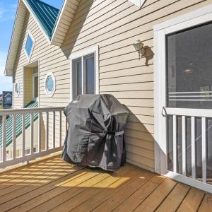 Photo #30 of 4475 DEEP HOLE RD, CHINCOTEAGUE, VA 0.2 acres