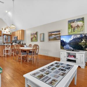 Photo #5 of 4475 DEEP HOLE RD, CHINCOTEAGUE, VA 0.2 acres