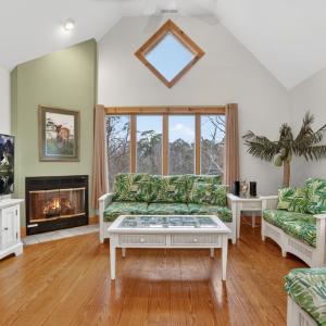 Photo #6 of 4475 DEEP HOLE RD, CHINCOTEAGUE, VA 0.2 acres