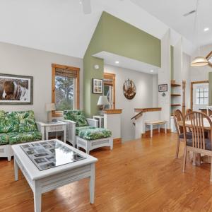 Photo #7 of 4475 DEEP HOLE RD, CHINCOTEAGUE, VA 0.2 acres