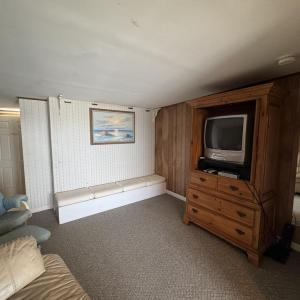 Photo #4 of 6206-2 MARSH ISLAND DR, CHINCOTEAGUE, VA