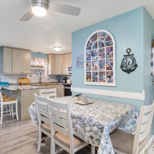 Photo #17 of 7718 EAST SIDE RD, CHINCOTEAGUE, VA