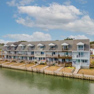 Photo #2 of 7718 EAST SIDE RD, CHINCOTEAGUE, VA