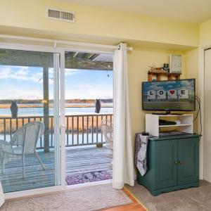 Photo #21 of 7718 EAST SIDE RD, CHINCOTEAGUE, VA