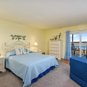 Photo #26 of 7718 EAST SIDE RD, CHINCOTEAGUE, VA