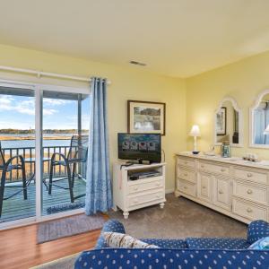 Photo #27 of 7718 EAST SIDE RD, CHINCOTEAGUE, VA