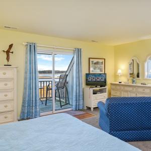 Photo #28 of 7718 EAST SIDE RD, CHINCOTEAGUE, VA