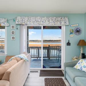 Photo #9 of 7718 EAST SIDE RD, CHINCOTEAGUE, VA