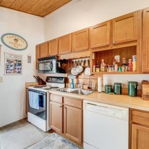 Photo #11 of 37102 MAIN SAIL CT, GREENBACKVILLE, VA 12,614.0 acres