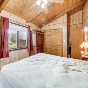 Photo #15 of 37102 MAIN SAIL CT, GREENBACKVILLE, VA 12,614.0 acres