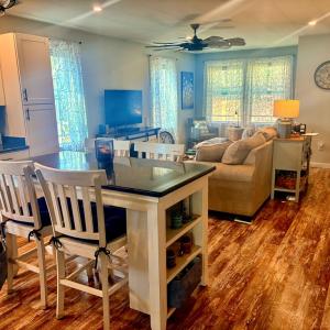 LR/KITCHEN