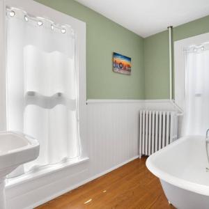 Photo #14 of 615 TAZEWELL AVE, CAPE CHARLES, VA 40.0 acres