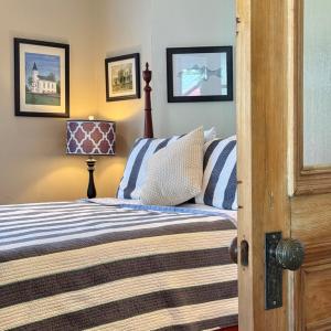 bedroom 1 - downstairs