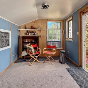 shed / play room